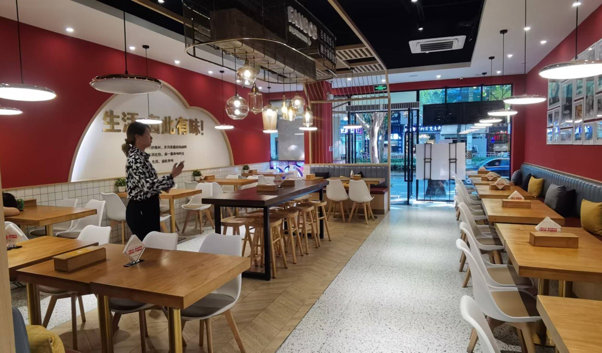 美御小編深度洞察快餐店的盈利模式設計